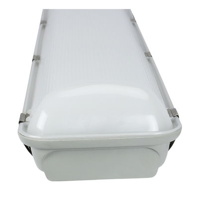 100-277V LED ベーパー タイト ライト トライプルーフ IP66 スーパーマーケット